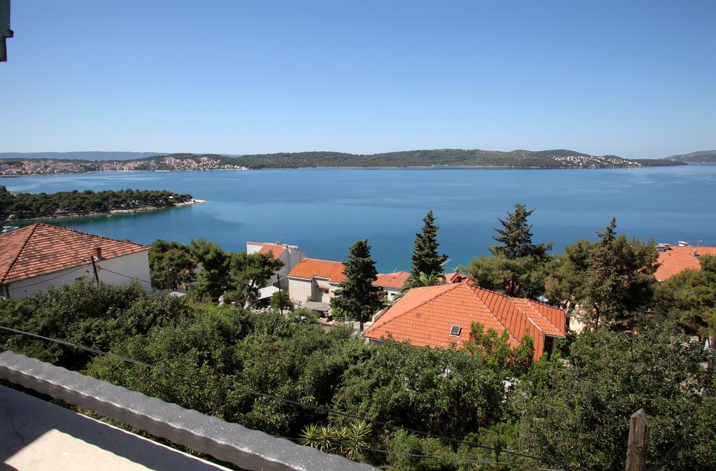 Cvita Apartments Trogir Habitación foto